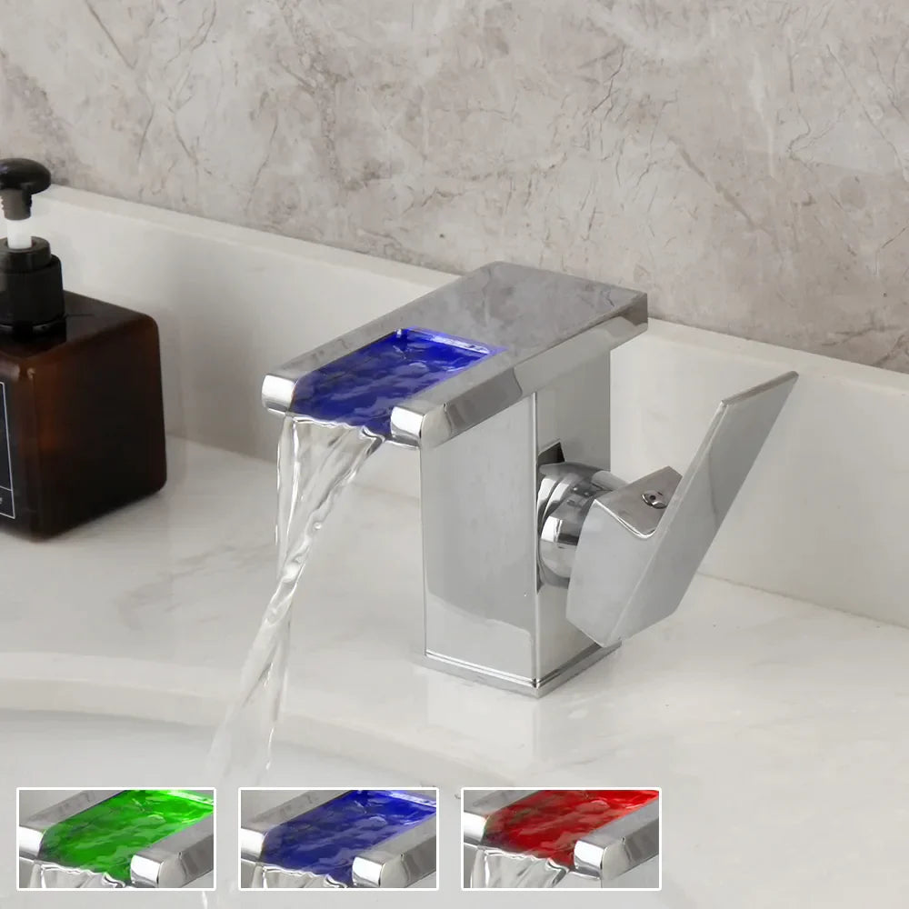 Robinet lavabo salle de bain design cascade led température - Argenté