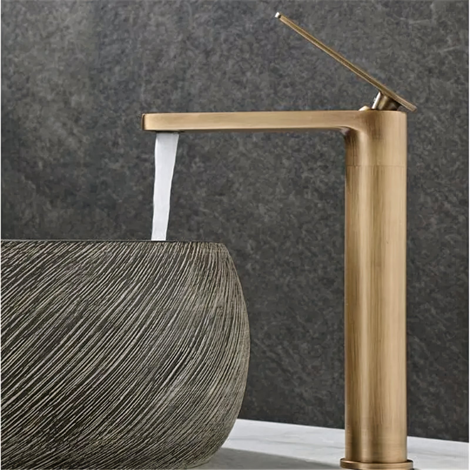 Robinet lavabo salle de bain haut minimaliste - Doré - Laiton
